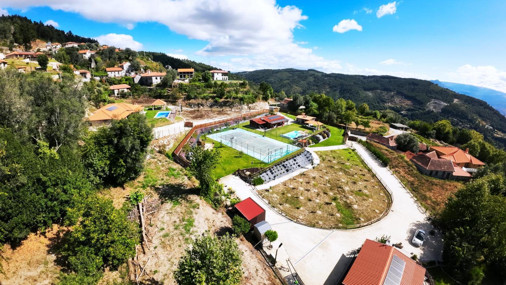 Villa Ramiro Celorico De Basto Exterior photo